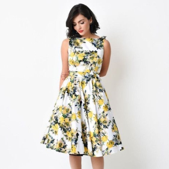 Iconic by Unique Vintage April Swing Floral Dress - Picture 1 of 9